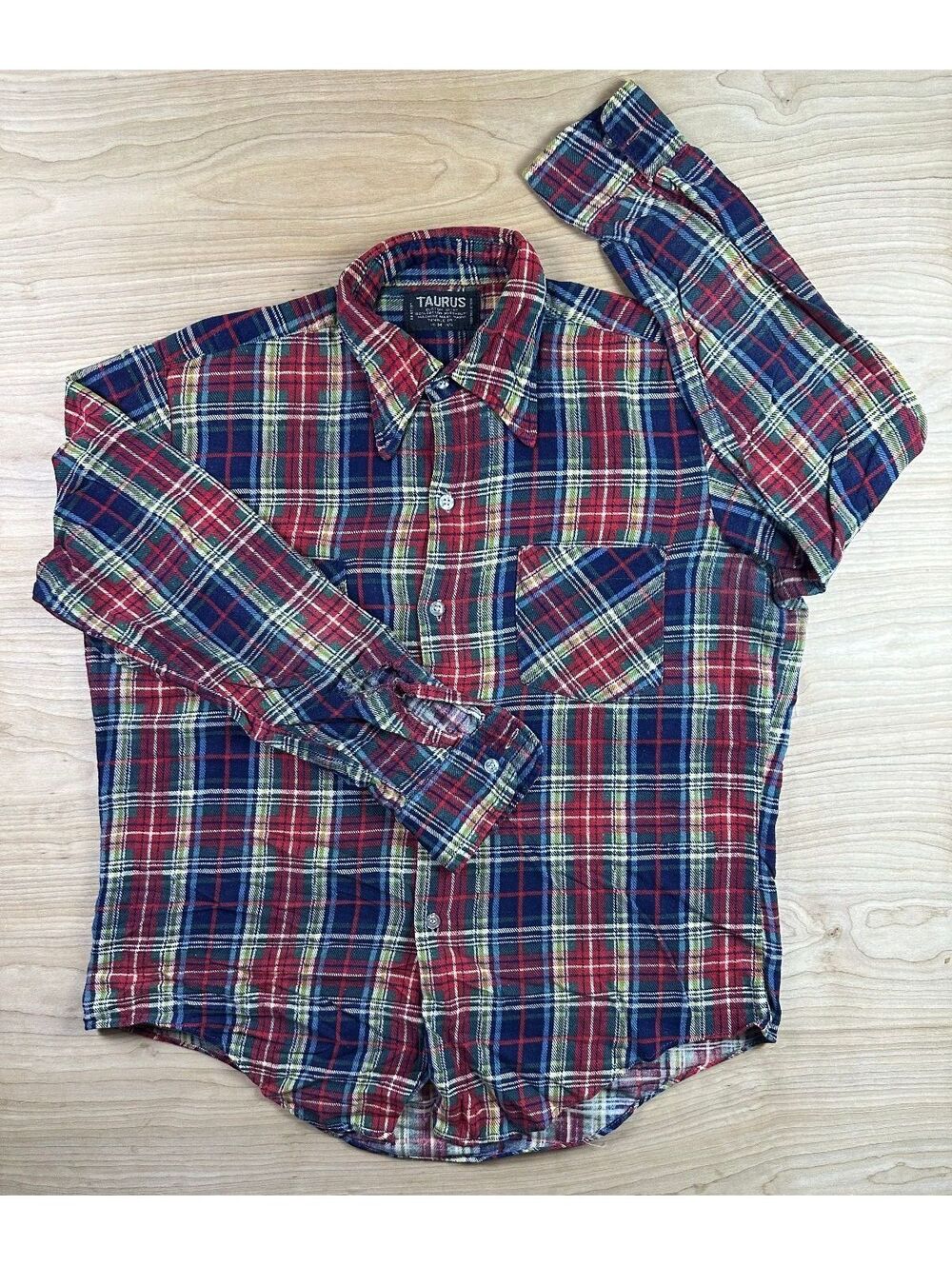 Vintage 70s Taurus Flannel button up shirt size medium plaid gorp 100% cotton